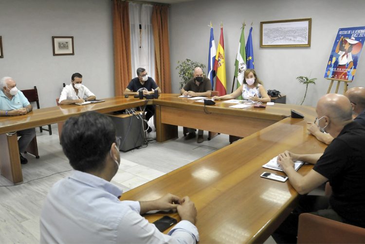 Presentadas a hostelería y comercio las iniciativas de las Fiestas de la Vendimia para reactivar el sector